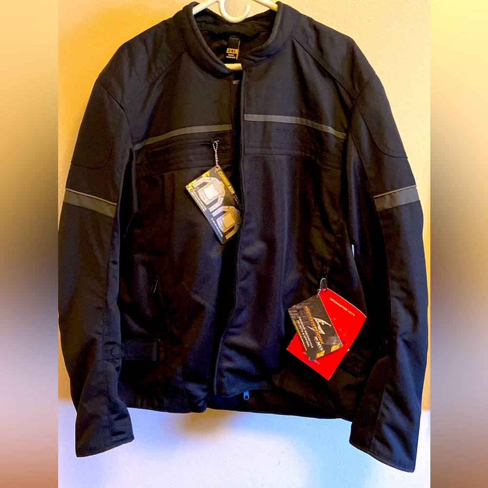 Scorpion, EXO water resistant cargo air jacket